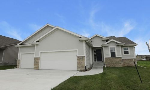 1316 Seasons Dr, Ankeny, IA 50023