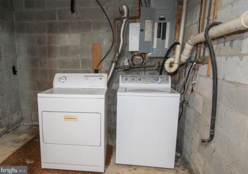 9 Cedar Creek Ct, Bear DE  19701-1001 exterior