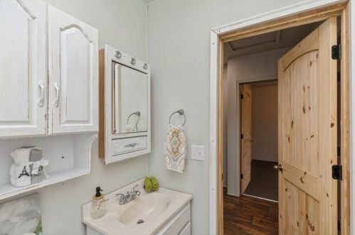 5205 Admiral Halsey Rd, Milton FL  exterior