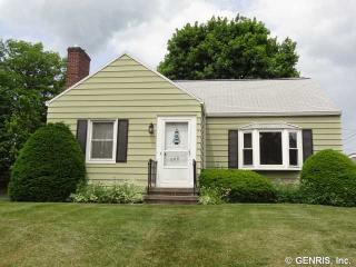 520 Spencer Rd, Rochester, NY 14609-5707