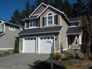 3904 Steinerberg St, Olympia, WA 98503-3562