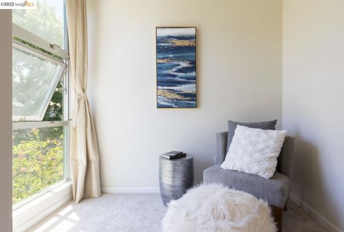 115 Glashaus Loop, Oakland CA 94608-1298 exterior