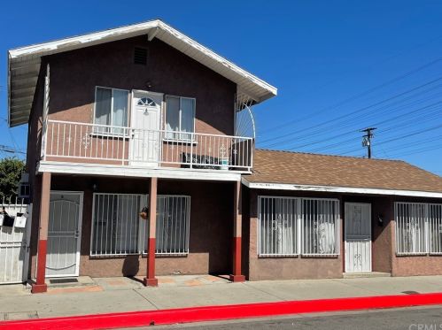 7115 Somerset Blvd, Paramount, CA 90723-4052