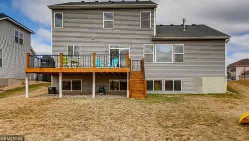 1136 Kerber Pass, Chaska MN 55318-5402 exterior