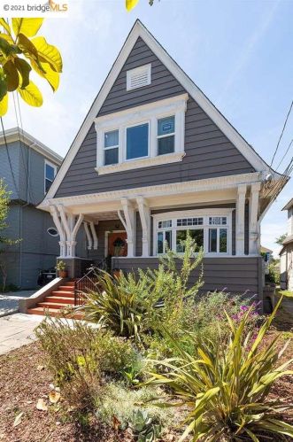 711 33rd St, Oakland, CA 94609-2903