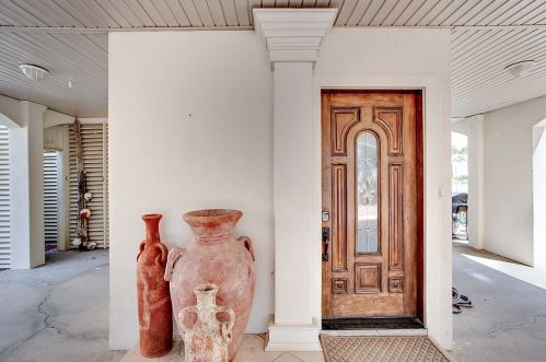 1820 Sunset Dr, Saint George Island FL  32328-3120 exterior