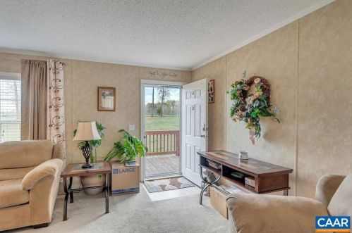 3922 Kidds Dairy Rd, Scottsville, VA 24590-3579