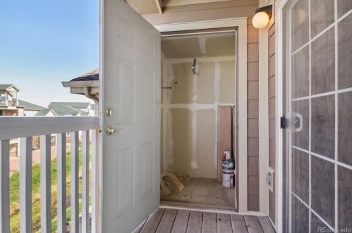 7440 Blackhawk St, Englewood CO  12105-4320 exterior