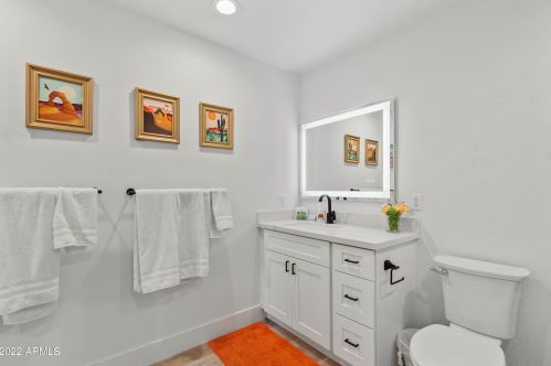 7834 Glenrosa Ave, Scottsdale AZ 85251-2732 exterior