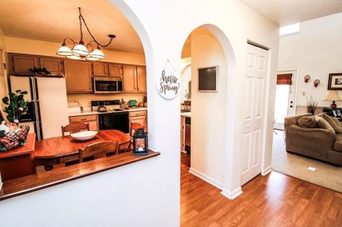 1410 Lexington Dr, Lawrence, PA 15055-1036