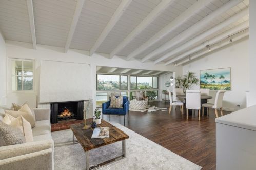 2023 Avenida Chico, Newport Beach, CA 92660-3906