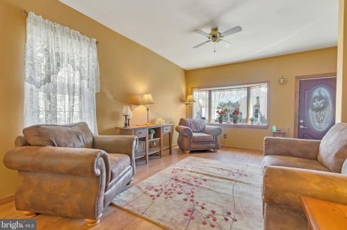 10 Harley Ave, Gloucester, NJ 08030-2124