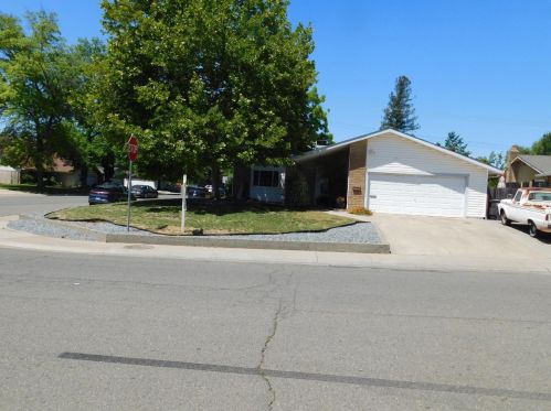 6817 Winlock Ave, Citrus Heights, CA 95621-3659