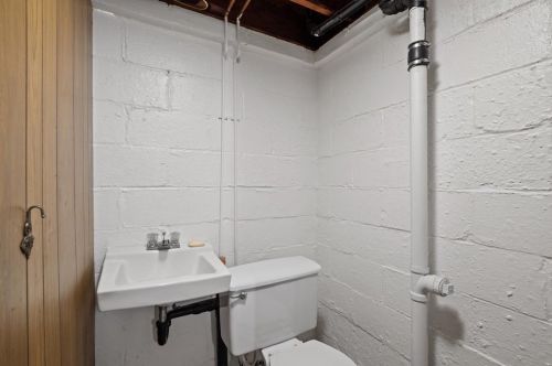 5621 Villa Haven Dr, Pittsburgh PA  15236-3314 exterior