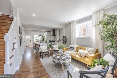 3916 Q St, Washington, DC 20020-1057