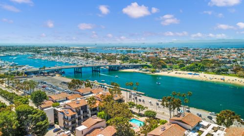 8129 Marina Pacifica Dr, Long Beach, CA 90803-3806
