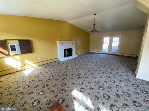 825 Elizabeth Dr, Molino PA  17961-1503 exterior