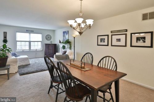 201 Carol Ct, Lansdale PA 19446-1576 exterior