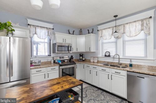 141 Funk St, Strasburg VA  22657-2403 exterior