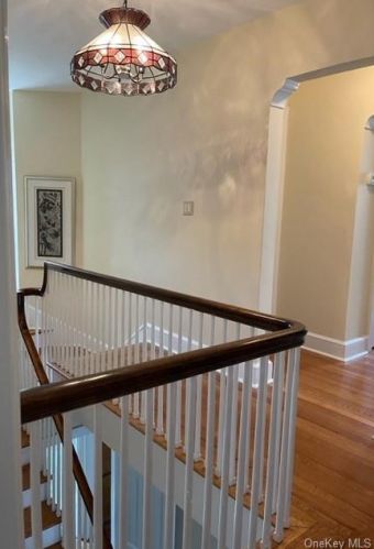 28 Parkway Cir, Mount Vernon NY  10552-1916 exterior