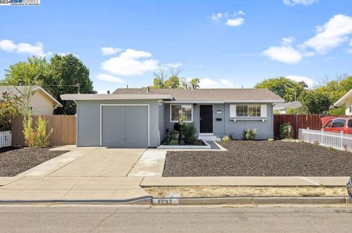 1737 Hartnell St, Union City, CA 94587-3234