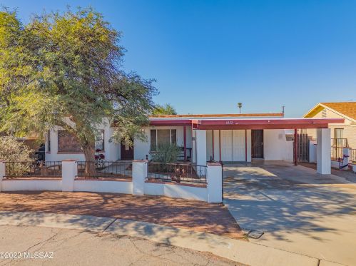 6822 Nichols Pl, Tucson, AZ 85756-6641