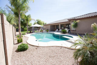 8108 Luke Ave, Glendale, AZ 85303-5146