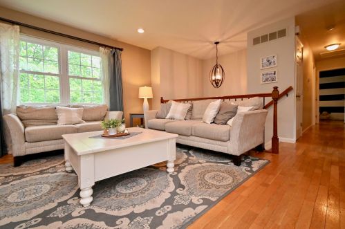 3508 Misty Creek Dr, Covington KY  41018-2627 exterior