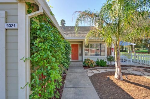 9324 Emerald Vista Dr, Elk Grove, CA 95624-2839