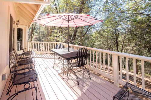 14812 Winding Creek Ct, Grass Valley CA  95949-7514 exterior