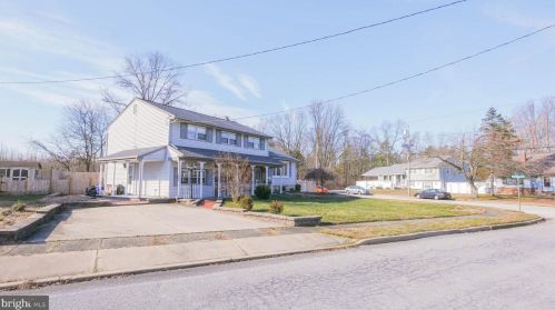 23 Lauderdale Rd, West Deptford, NJ 08096-3934