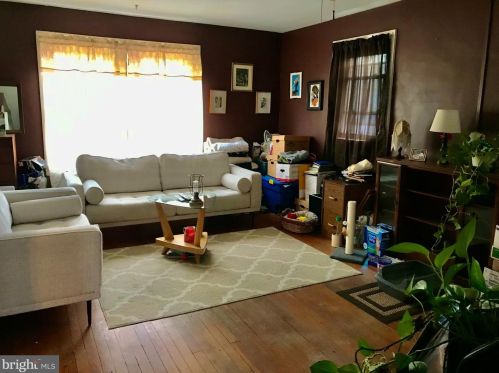 6 Lexington Ave, Camden NJ  08109-2014 exterior