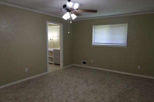 4331 Cinnabar Dr, Dallas TX  75227-1709 exterior