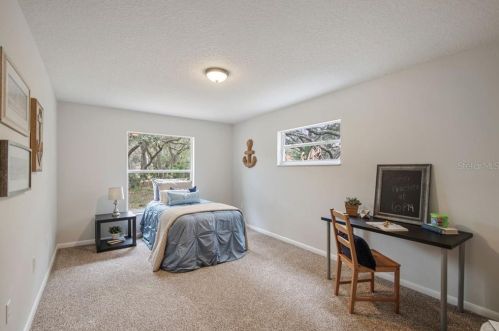 18519 Oshawa Dr, Port Richey FL 34667-5107 exterior