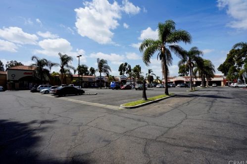 5101 Lindsey Ave, Pico Rivera CA  90660-2732 exterior