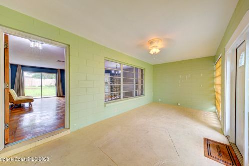 1535 Milton St, Titusville FL  32780-6204 exterior