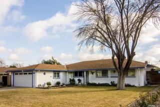 5300 Diablo Dr, Sacramento, CA 95842-2623