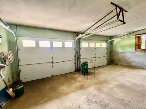 338 Union Valley Rd, Mahopac NY  10541-4333 exterior