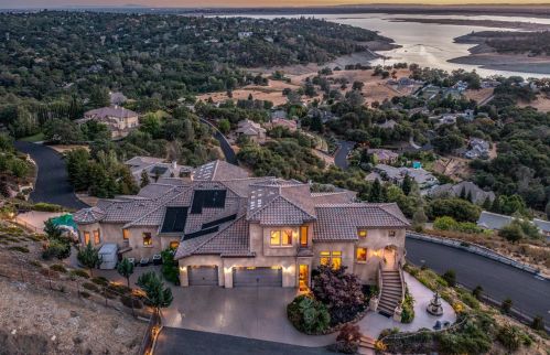 1071 La Sierra Dr, Folsom, CA 95762-3641