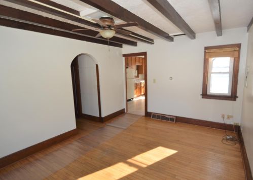 25011 Loomis Rd, Waterford WI  53185-1419 exterior