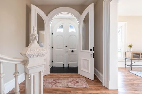 147 High St, London OH  43140-1315 exterior