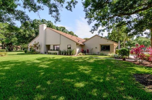 3666 Imperial Ridge Pkwy, Palm Harbor, FL 34684-4718