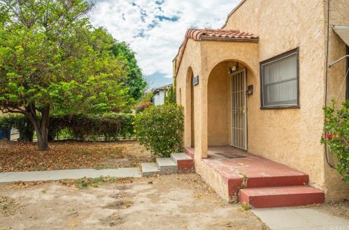 842 Trenton St, San Bernardino, CA 92405-4232