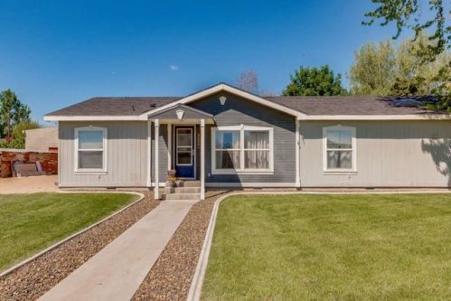 26235 Homedale Rd, Wilder, ID 83676-5707
