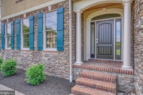 94 Wolf Creek Cir, Dover DE  19901-4917 exterior