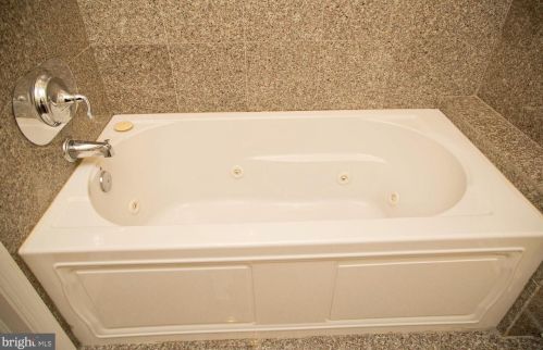 726 24 St, Philadelphia PA 19146-2540 exterior