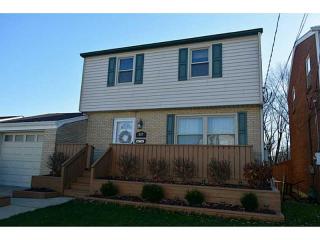 317 Pine St, Zelienople, PA 16063-1821