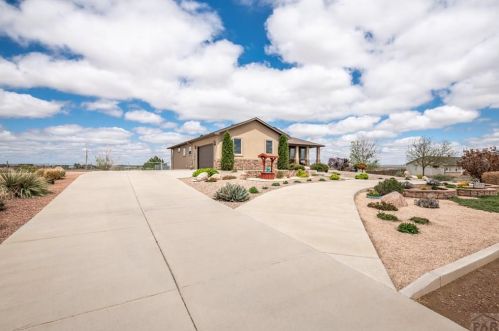 1133 Jaroso Dr, Pueblo, CO 81007-1178