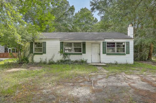 1563 Traywick Ave, Johns Island, SC 29455-8433