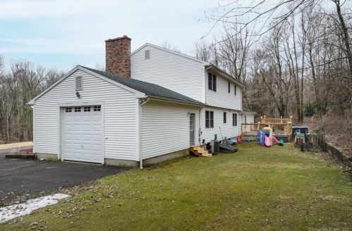 14 Foote Hill Rd, Northford CT  06472-1335 exterior